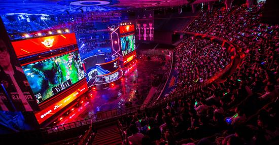 星竞威武首款游戏《重构：阿塔提斯》公测全面开启